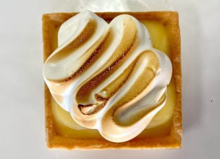 Tarte au citron et meringue 3,95$